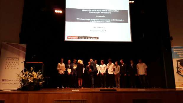 O laureatach stypendiów: Patrzcie, to kwiat wrocławskiej młodzieży