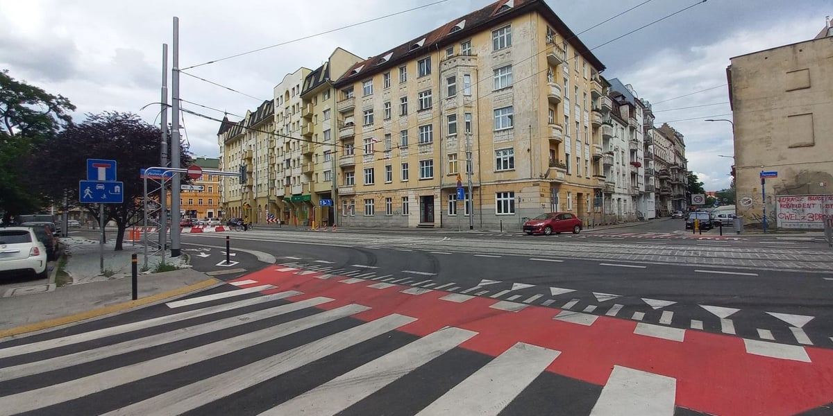 Koniec remontu pierwszego odcinka ul. Pomorskiej. Ulica Cybulskiego znów jest otwarta i przejezdna w obu kierunkach