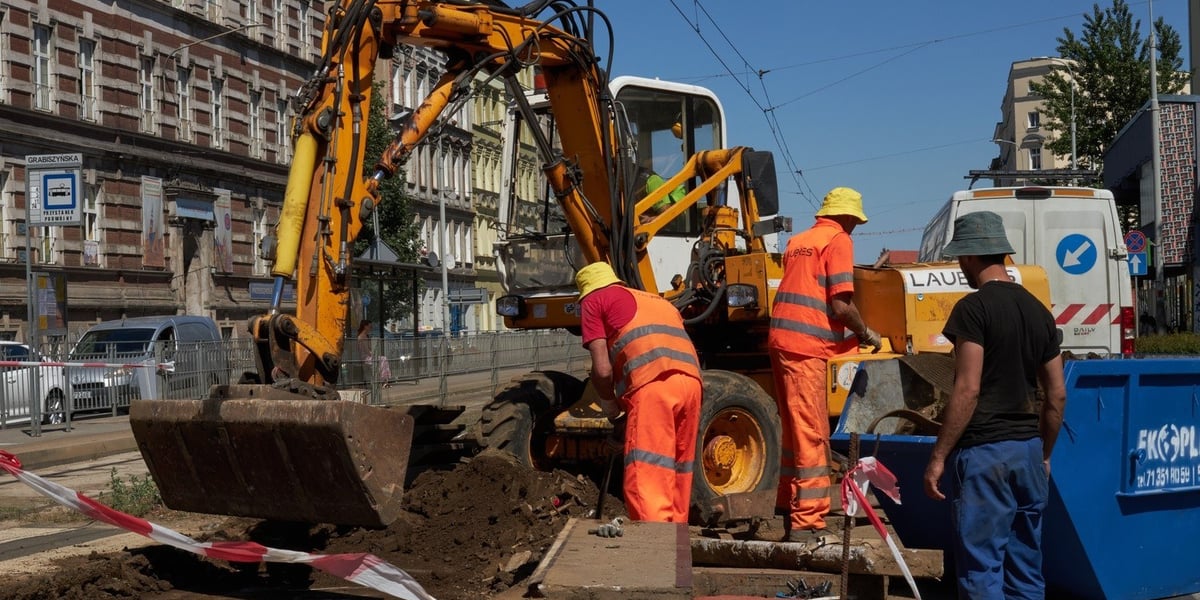 Remont torowiska na skrzyżowaniu Grabiszyńskiej i Zaporoskiej