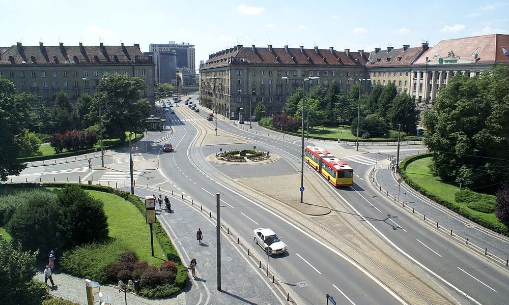 widok na południe wzdłuż ul. Świdnickiej