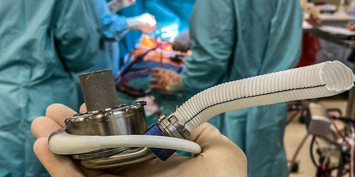 Niezwykła akcja w Uniwersyteckim Szpitalu Klinicznym we Wrocławiu: pacjent z Norwegii przyleciał po nowe serce