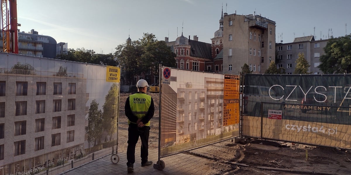 5 września 2022 roku koło Renomy rozpoczęła się budowa mieszkań pod adresem Czysta 4 w miejscu wybudzonego domu handlowego