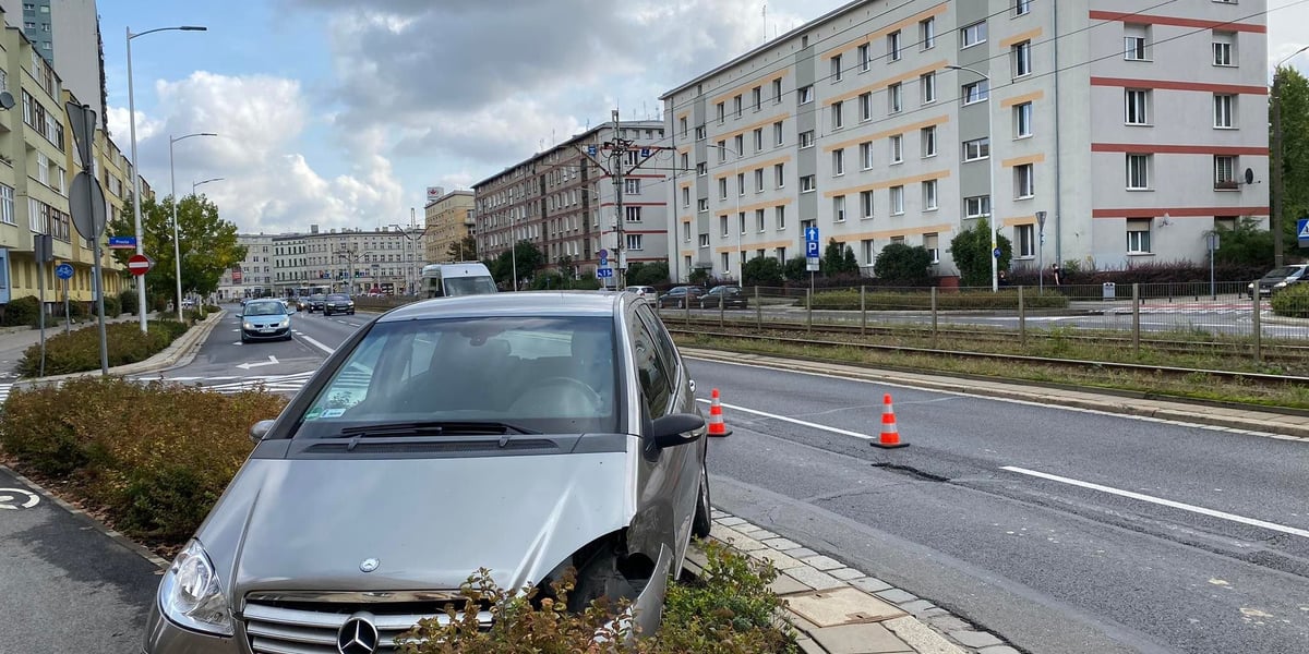 Wypadek samochodowy na ul. Grabiszyńskiej