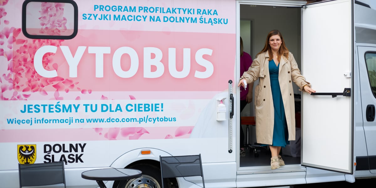 Na zdjęciu: cytobus na pl. Solnym we Wrocławiu