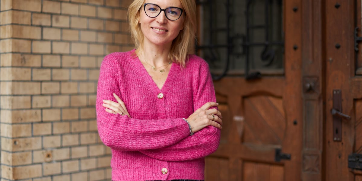 Na zdjęciu dr Magdalena Wnuk-Olenicz, kierownik Uniwersytetu Trzeciego Wieku we Wrocławiu