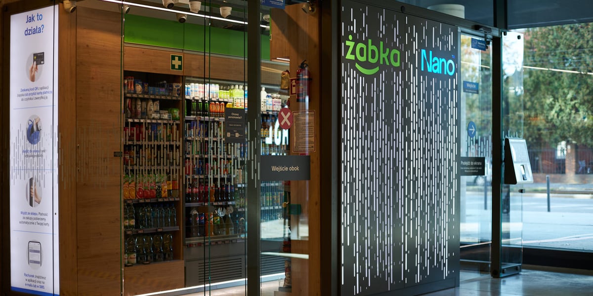 Na zdjęciu sklep autonomiczny Żabka Nano w akademiku przy ul. Sienkiewicza 18/22