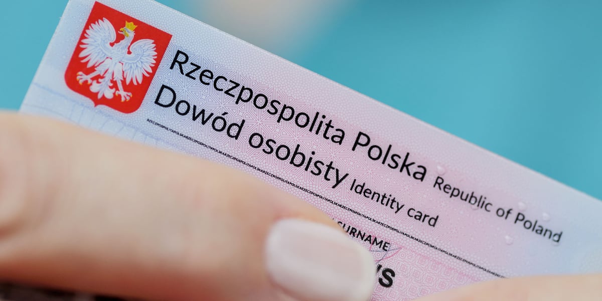 Na zdjęciu widać fragment dowodu osobistego RP
