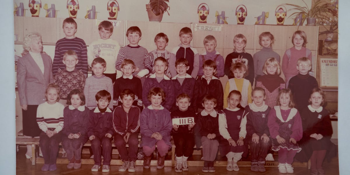 Archiwalne zdjęcie z kroniki szkolnej  SP nr 97 we Wrocławiu