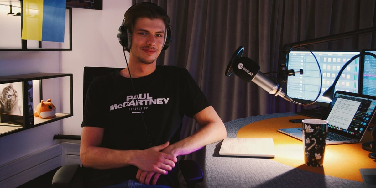 Na zdjęciu Antoni Grudniewski w Radio 357