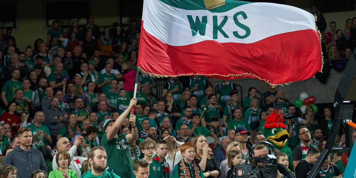 Mecz koszykówki Śląsk Wrocław - Anwil Włocławek, 28.01.2023. Na zdjęciu kibice na trybunach