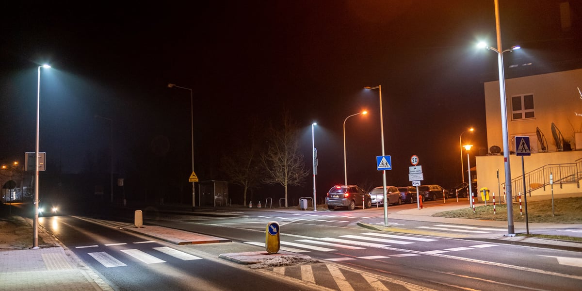 Doświetlenie miejsc niebezpiecznych w 5 lokalizacjach na Maślicach
