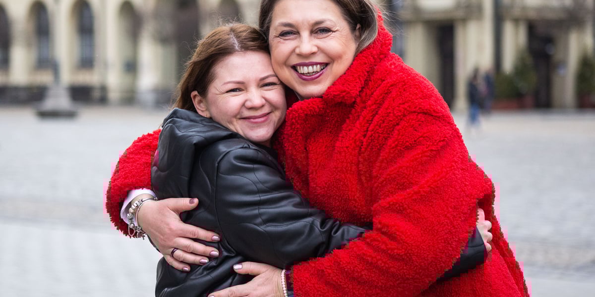 Na zdjęciu Karina Szymańska-Szewczyk (z prawej) i Natalia, która przyjechała z Ukrainy i zatrzymała się u wrocławianki