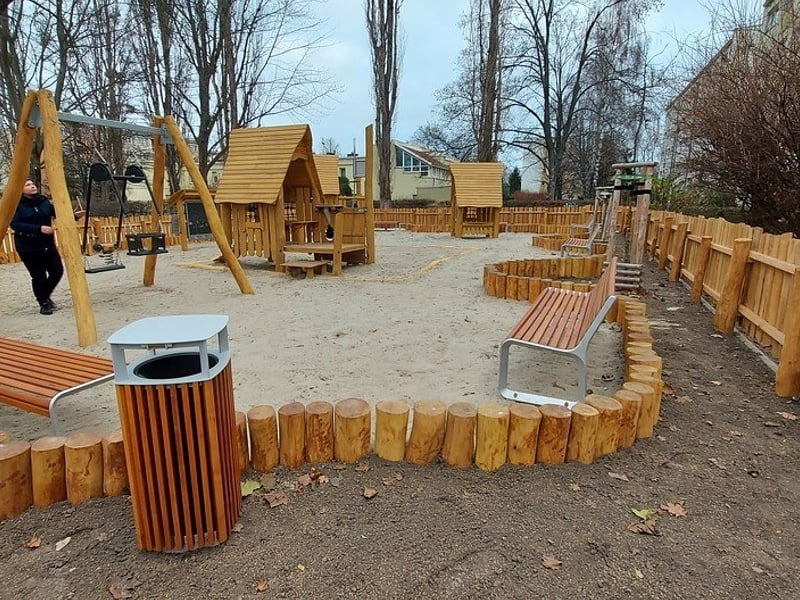 Zagospodarowanie skweru między ulicami Inowrocławską, Zachodnią i Mł. Techników - Rewitalizacja Skweru św. o. Damiana 