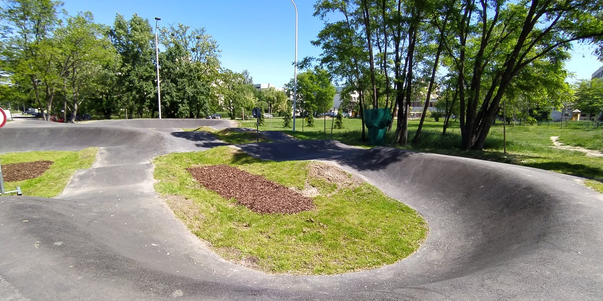 Kuźniki na rolkach – mały park rekreacji przy górce