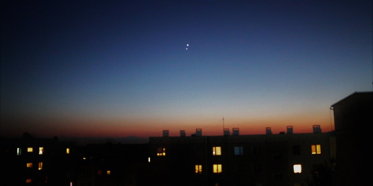 Wenus i Jowisz widoczne nad Wrocławiem