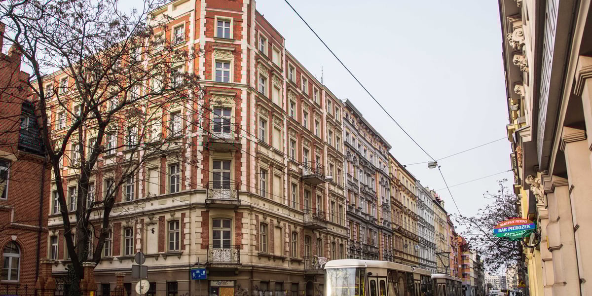 Na zdjęciu: sprzedana przez miasto kamienica przy. ul. Poniatowskiego 6