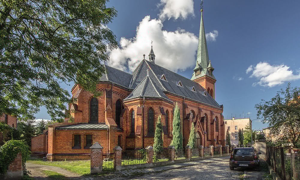 Bierutów, kościół św. Józefa Oblubieńca NMP
