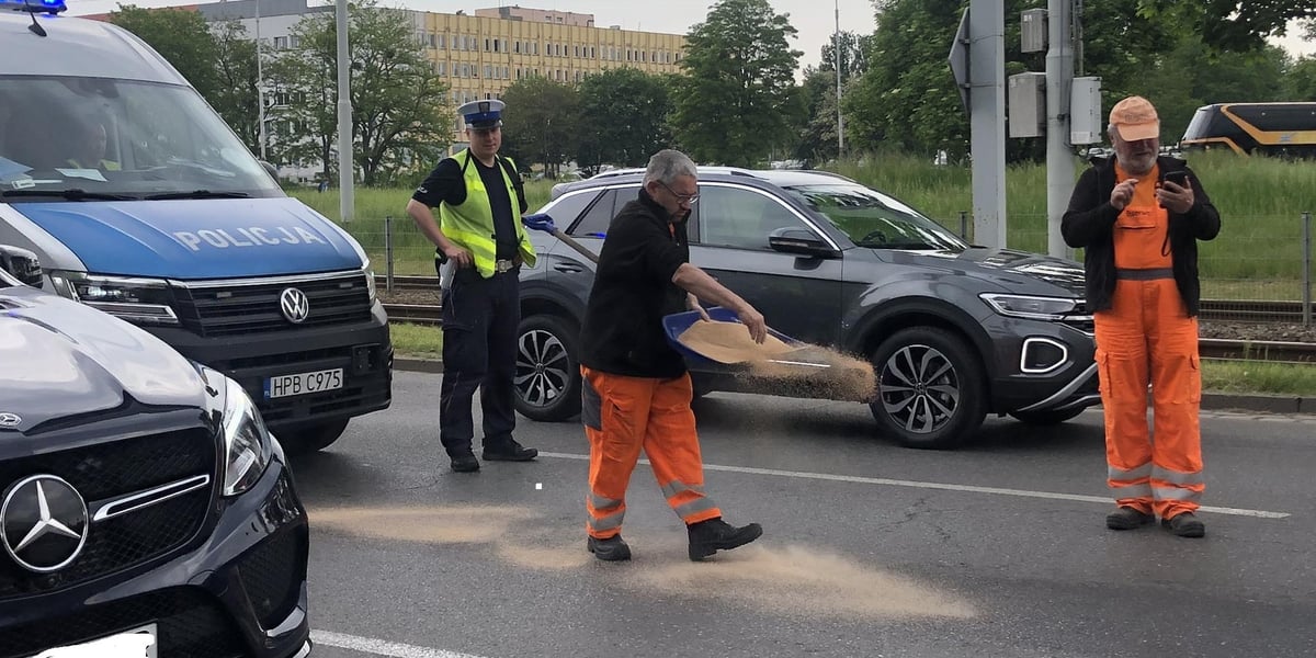 Awaria samochodu na pl. Społecznym