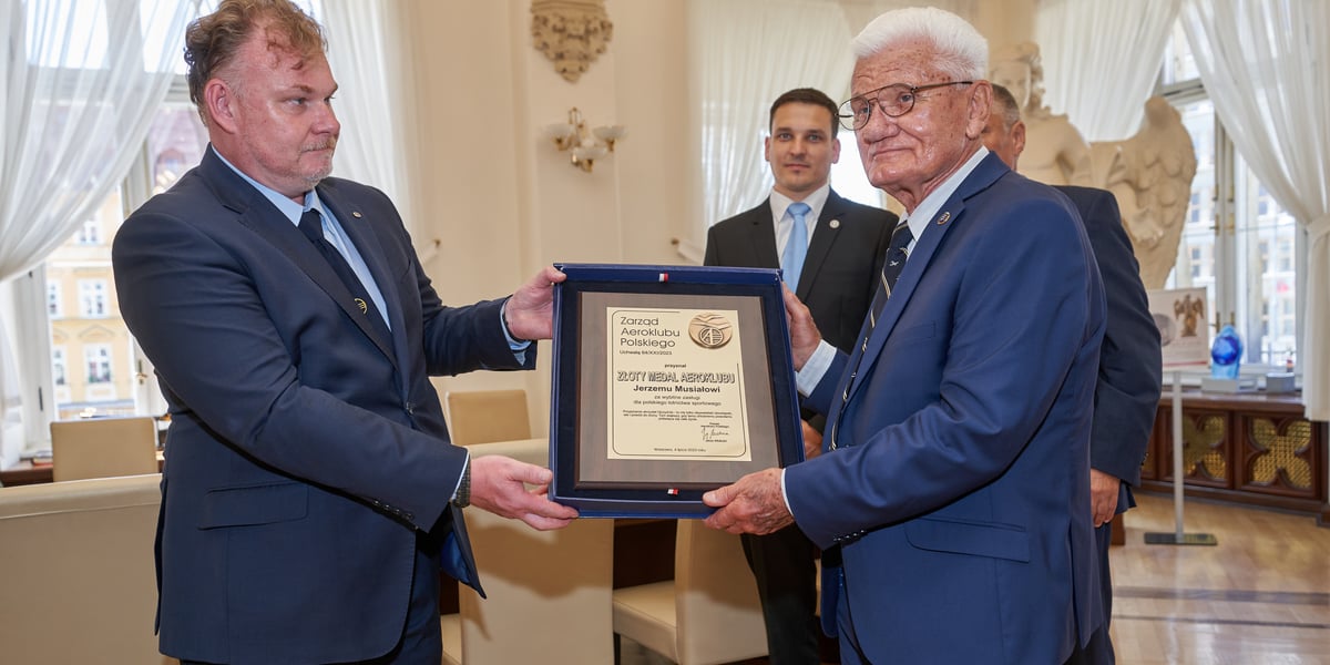 Jerzy Musiał obchodzi jubileusz działalności lotnika