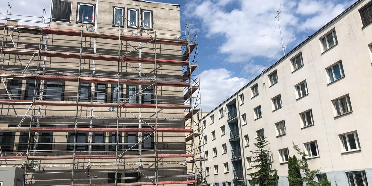 Nowoczesny komisariat przy ul. Trzemeskiej
