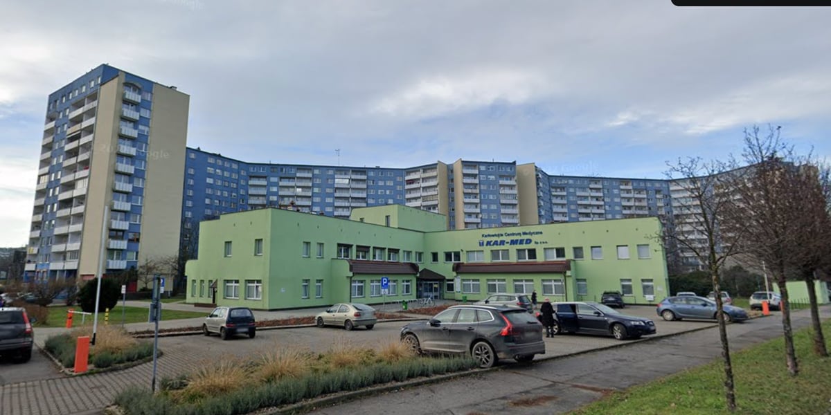 Przychodnia przy ulicy Bonczyka, gdzie deweloper chciał zbudować 40-metrowy budynek