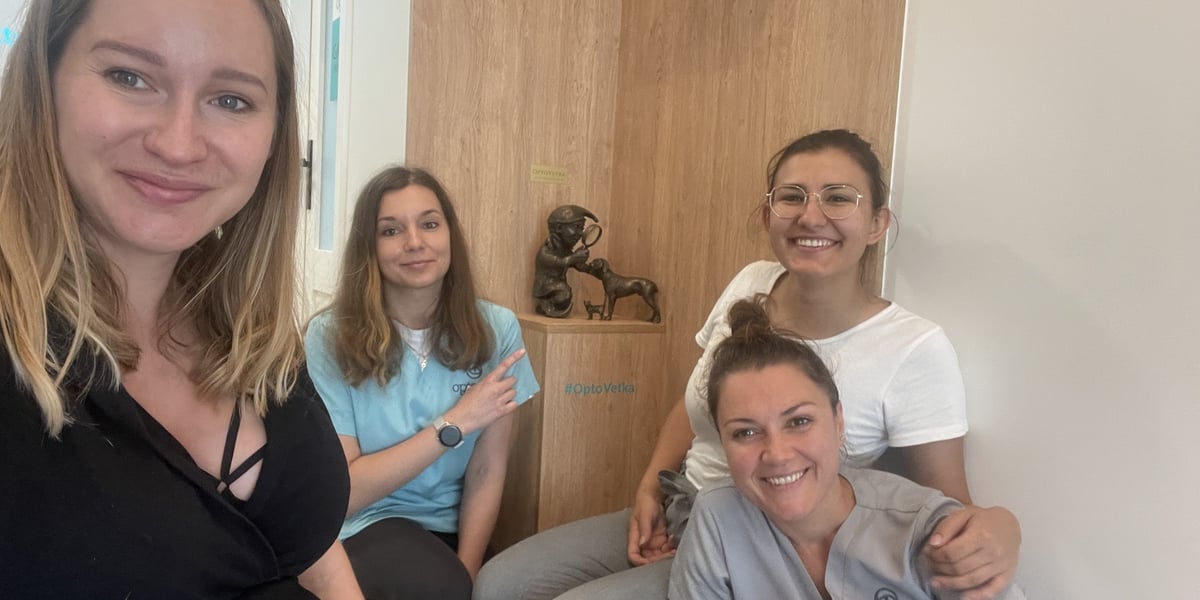 Od lewej:  lek. wet. Anna Kaca-Jakubiak, lek. wet. Paulina Kacprzykowska, Angelika Ciosmak i  tech. wet. Katarzyna Bojsza