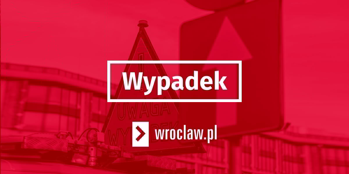 Czerwona plansza z białą ramką i napisem" wypadek
