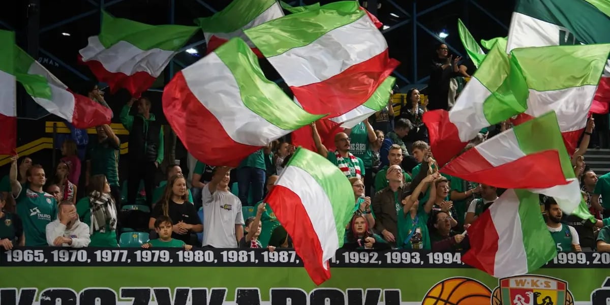 Kibice na meczu koszykówki Śląska z Zastalem, Wrocław 5 listopada 2023