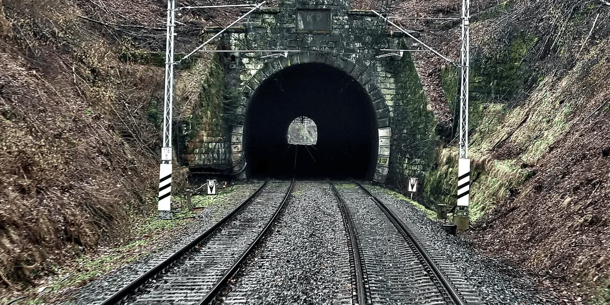 Tunel kolejowy w Trzcińsku 