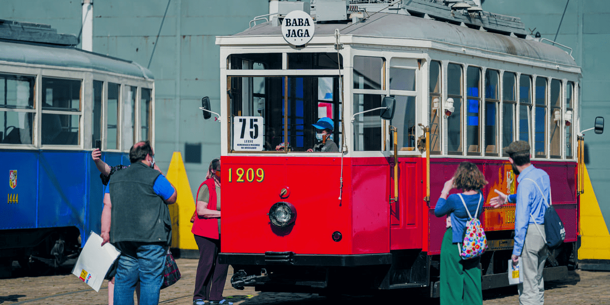 "Baba Jaga" - zabytkowy tramwaj typu LH Standard z 1925 roku