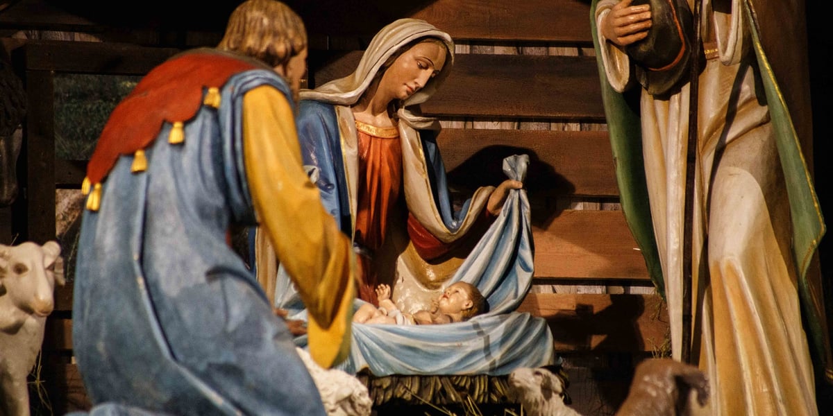 Maryja i Dzieciątko w szopce betlejemskiej na Karłowicach