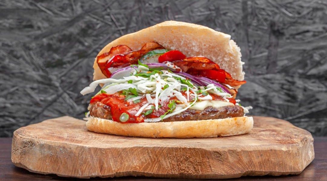 Balkan Burger