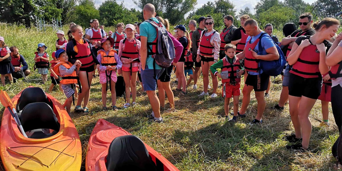 Spływ kajakowy organizowany przez Radę Osiedla Polanowice-Poświętne-Ligota