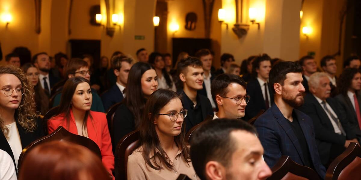 Uroczystość wręczenia dyplomów laureatom Studenckiego Programu Stypendialnego. Wrocław, 21 lutego 2024