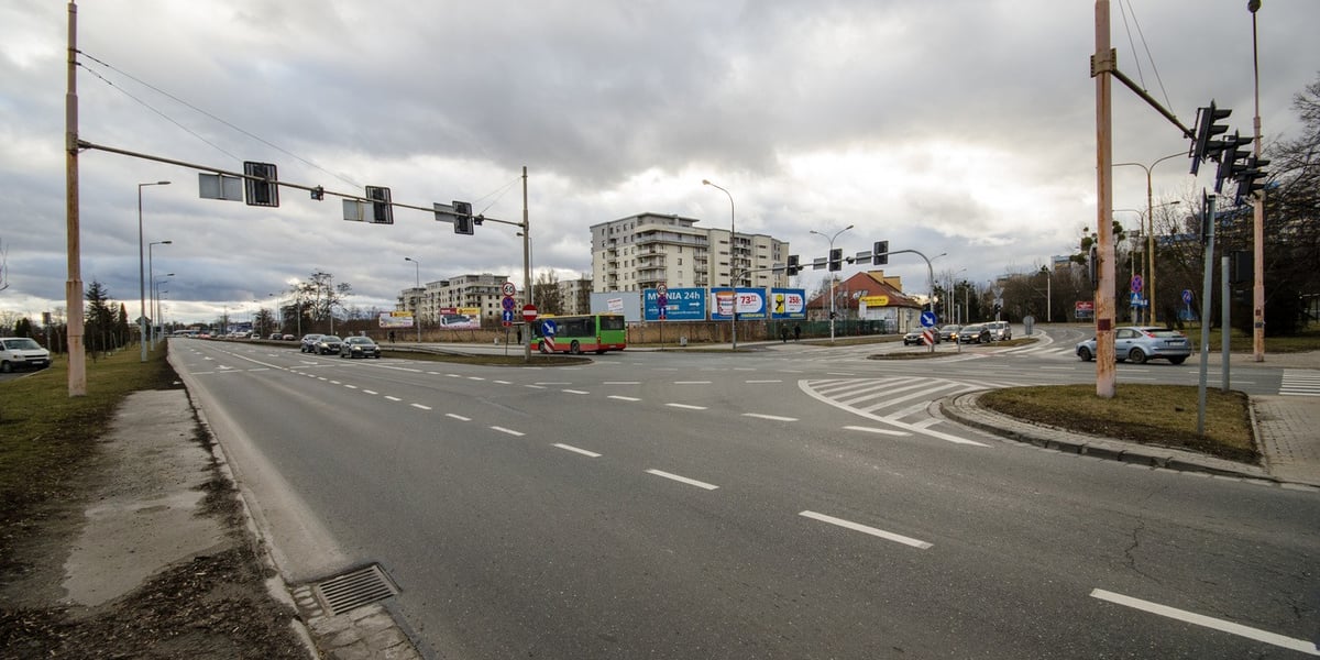 Skrzyżowanie ul. Przyjaźni z al. Karkonoską