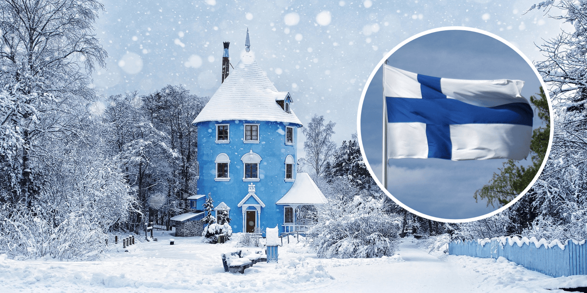 Finlandia - widok na domek Muminków. W kółeczku - fińska flaga