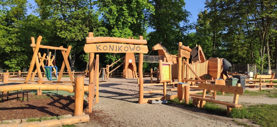 "Konikowo" - bardzo wyjątkowy plac zabaw na osiedlu Krzyki-Partynice