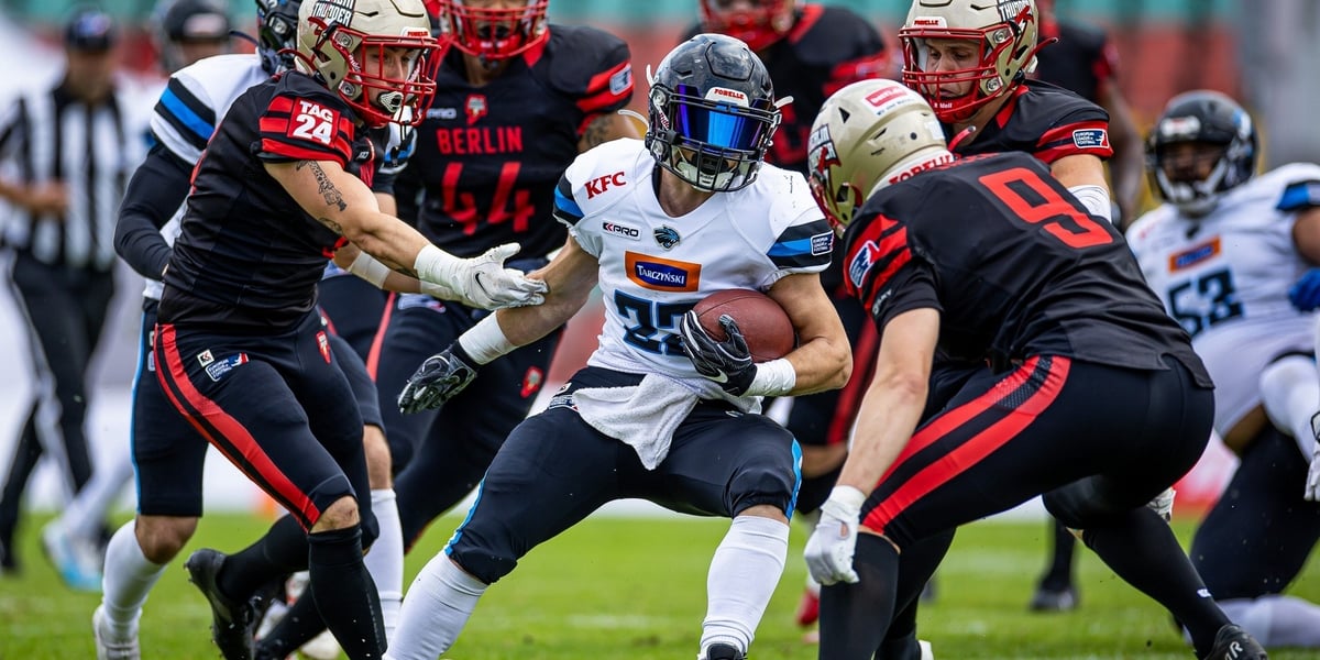 Futboliści Panthers Wrocław podczas meczu z Berlin Thunder