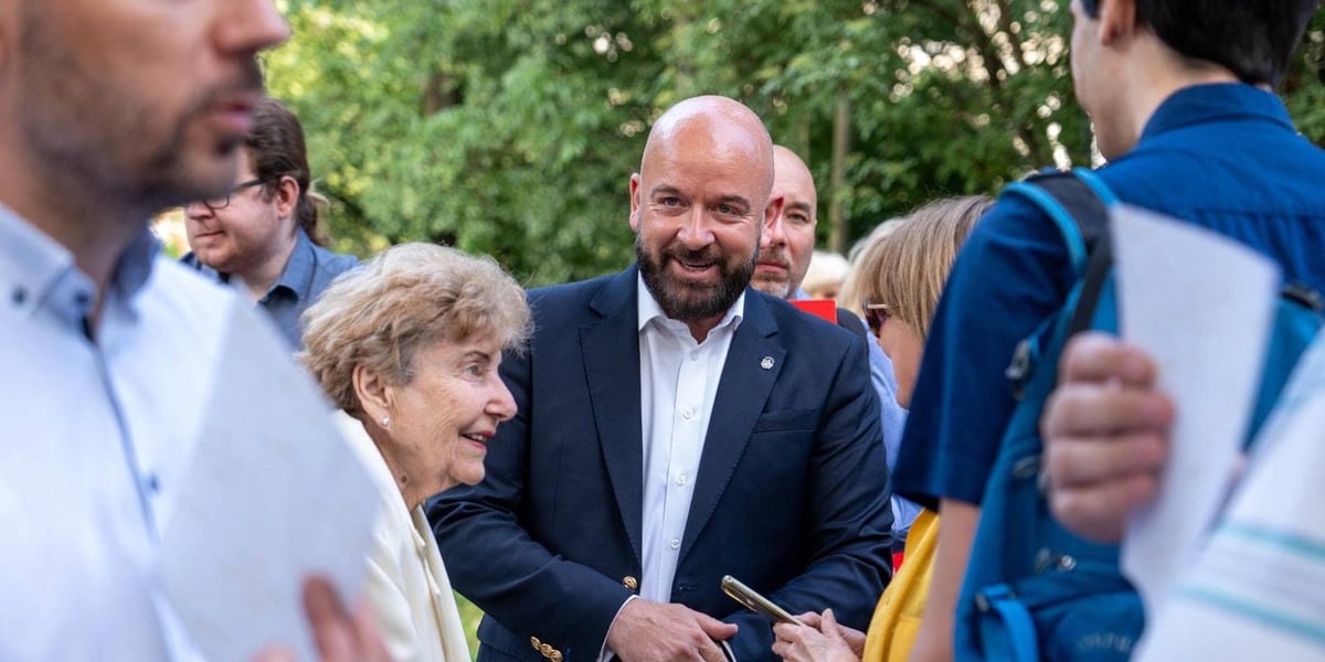 Prezydent Jacek Sutryk z mieszkańcami osiedla Borek