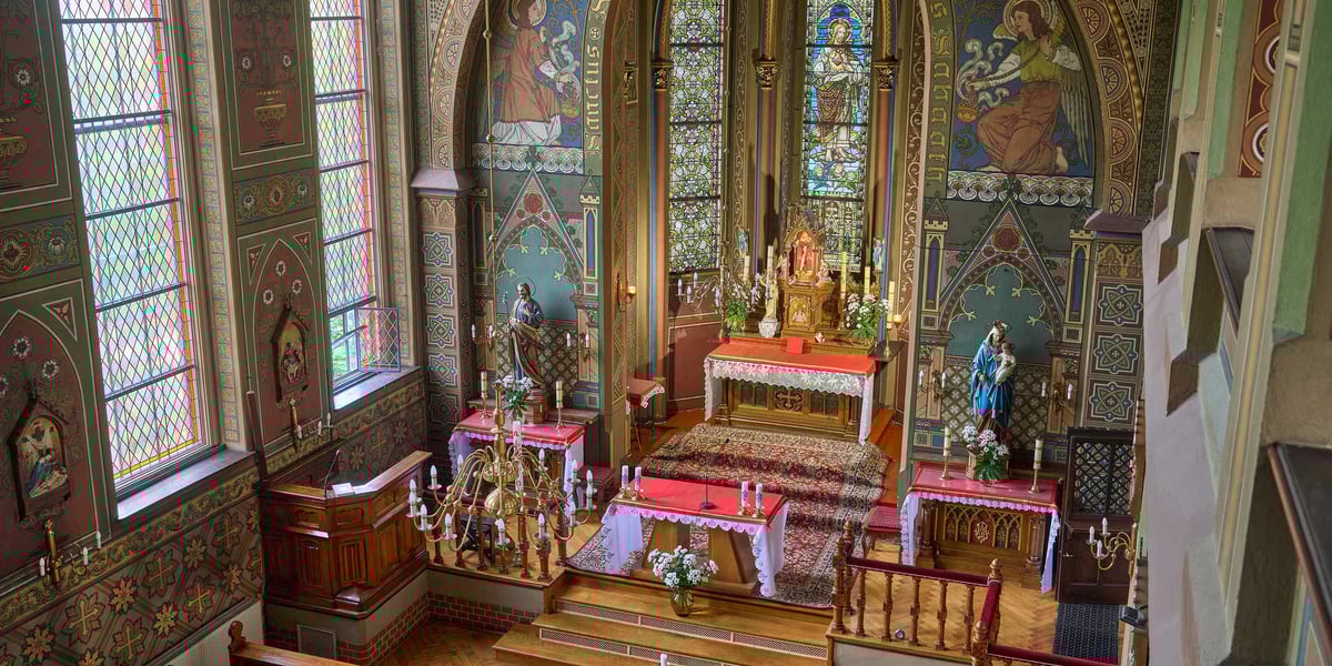 Kaplica franciszkanek w klasztorze przy Kasprowicza (widok z empory)