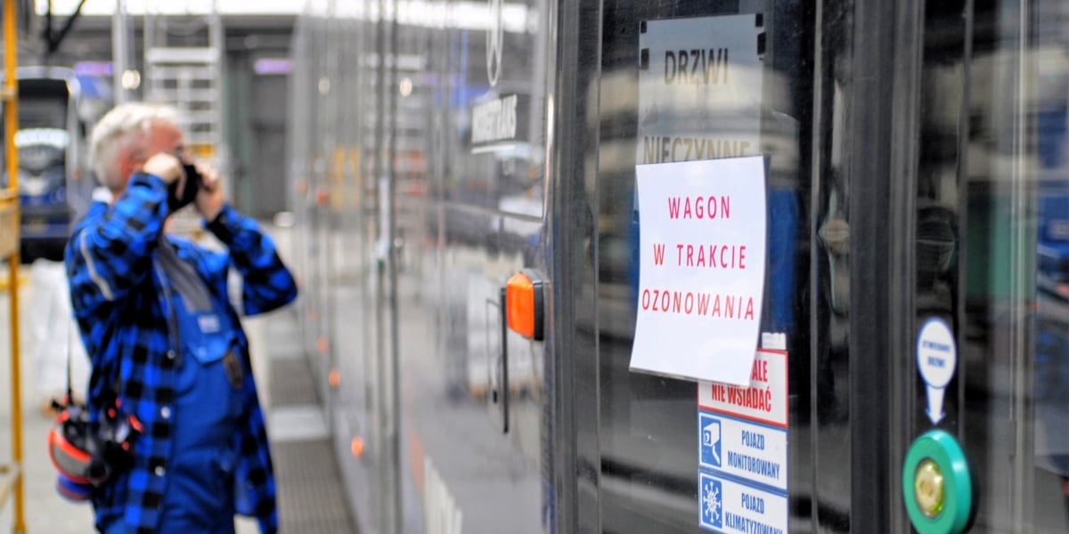 Ozonowanie tramwajów na zajezdni Borek. 