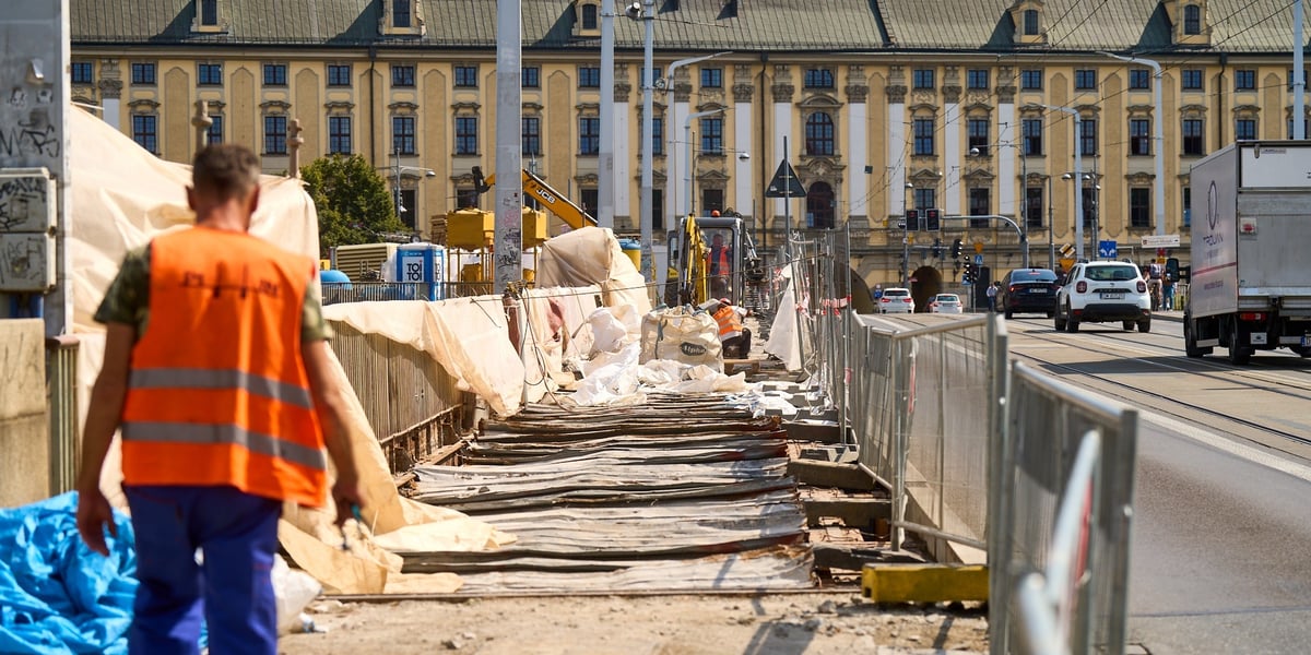 Remont mostu Uniwersyteckiego 