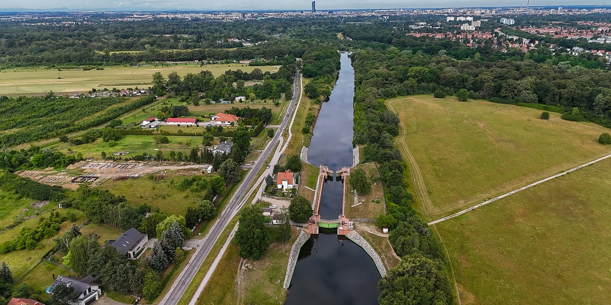 śluza Opatowice - widok z drona