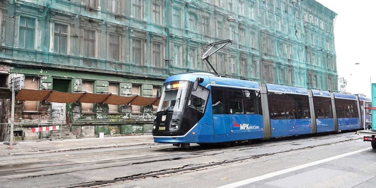 Wiemy, kto zaprojektuje remont Pułaskiego. Będzie wydzielone torowisko i droga rowerowa. Prawdziwe wyzwanie jest pod ziemią 