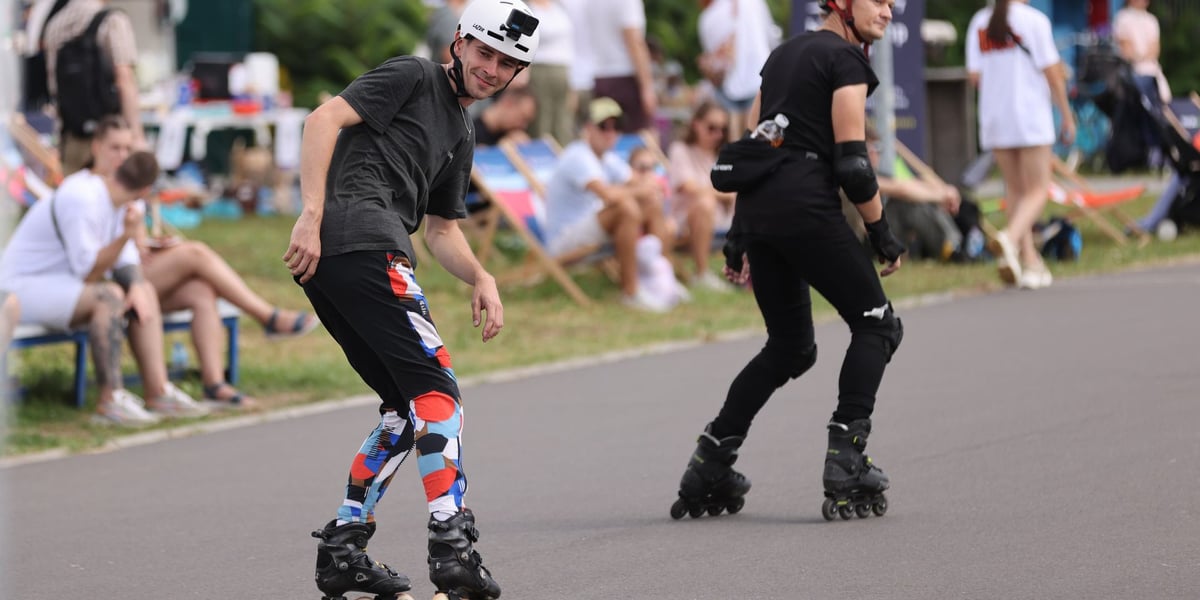 Charytatywny Drużynowy Maraton na Rolkach Tyłem - zdjęcia uczestników