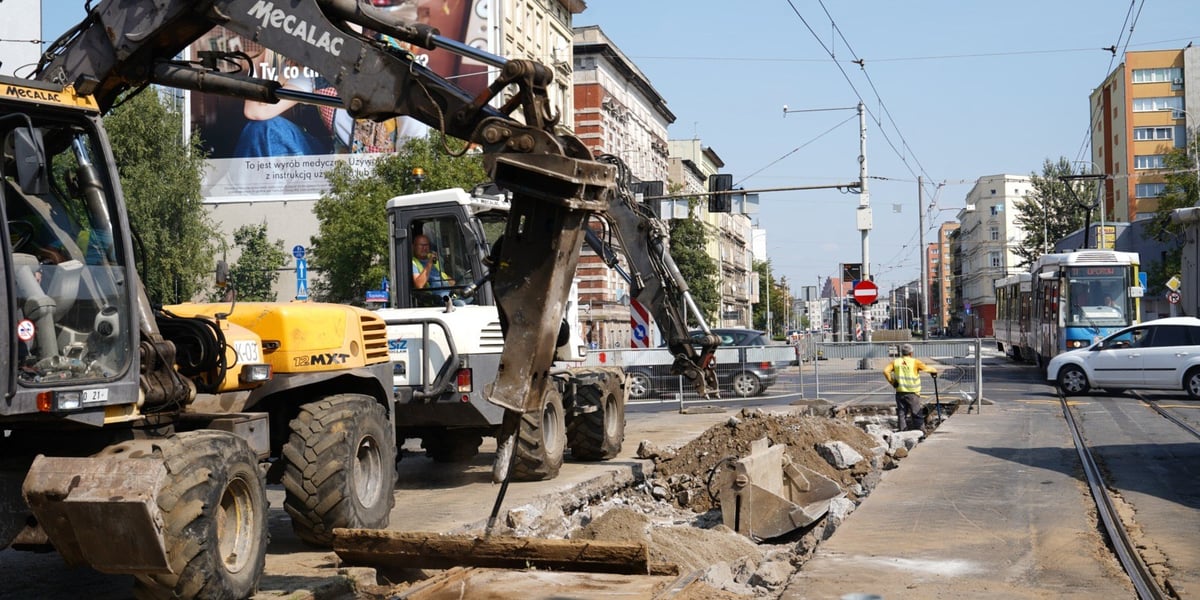 Na ulicy Grabiszyńskiej trwa remont torów. 