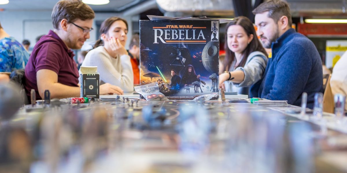 Uczestnicy Festiwalu Gier Planszowych Gratislavia podczas gry w Starwars Rebelia. Wrocław, 09.03.2025