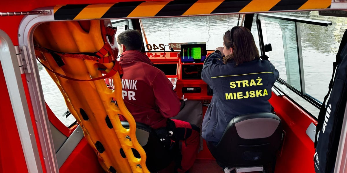 Zdjęcie ilustracyjne: patrol wodny wrocławskiej Straży Miejskiej