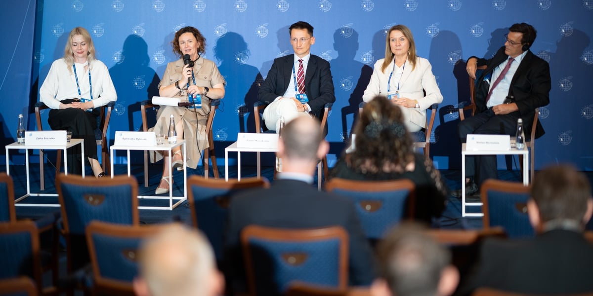 Paneliści spotkania "Bądźmy Zdrowi" - od lewej:  Zofia Szczuka, Agnieszka Rybczak, Paweł Koczkodaj, Marzena Dominiak, Stefa Bornstein