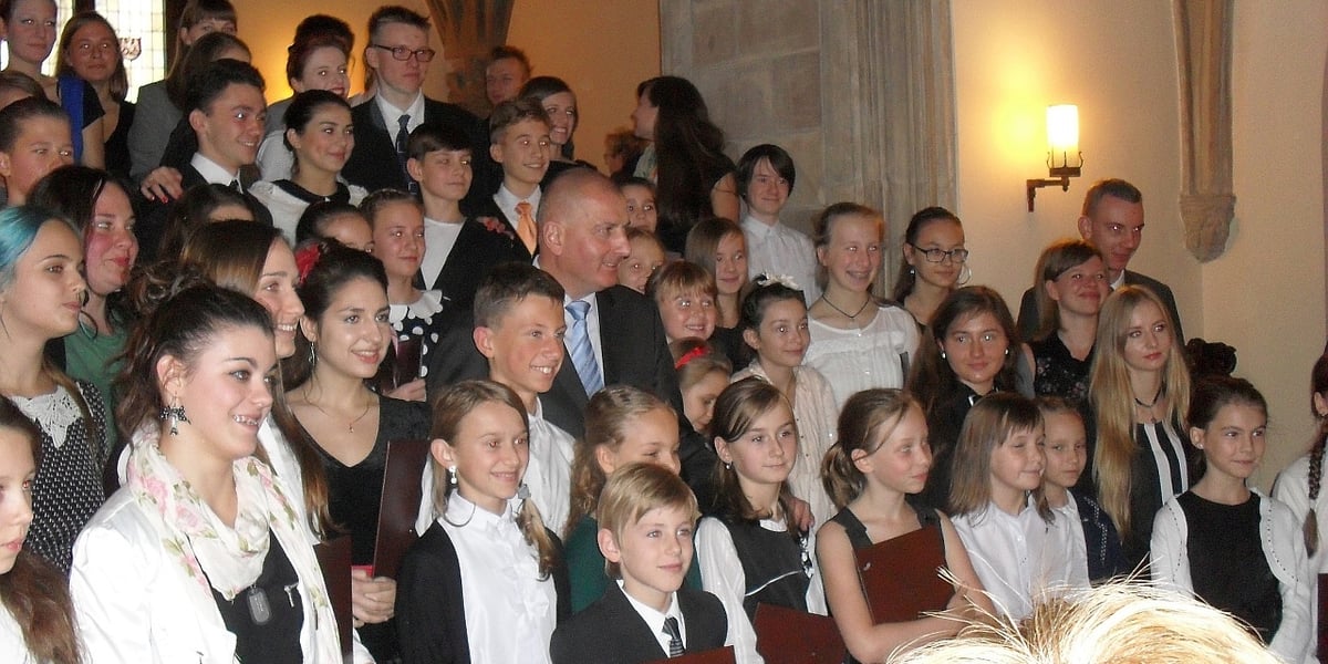 130 młodych artystów z nagrodami
